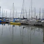 Gemuetliche Wohnung 4 Mit Balkon Zu Fuss Zum Strand & Hafen Bensersiel